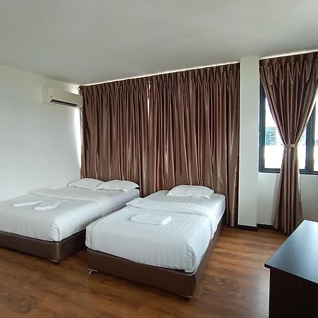 Oyo 90102 7 Days Lodge Sarikei Εξωτερικό φωτογραφία